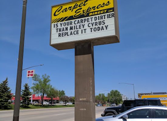 wyoming/gillette/landmark/central-square-camel-shopping-center