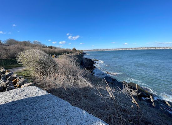 rhode-island/newport-cliff-walk/landmark/forty-steps-cliff-walk