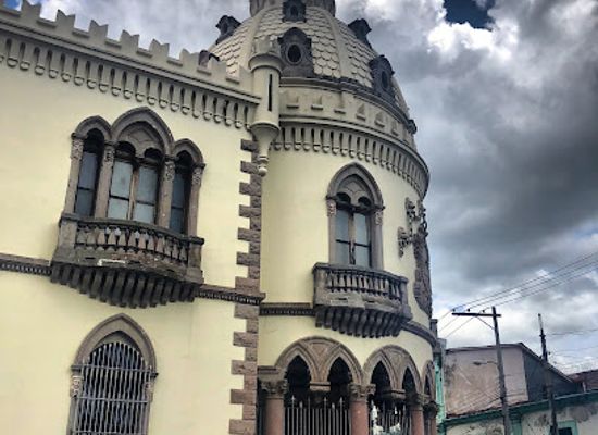 honduras/mosquito-coast/landmark/museo-de-la-memoria-antigua-casa-presidencial