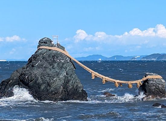 japan/ise-shima/landmark/ise-meotoiwa-shopping-plaza