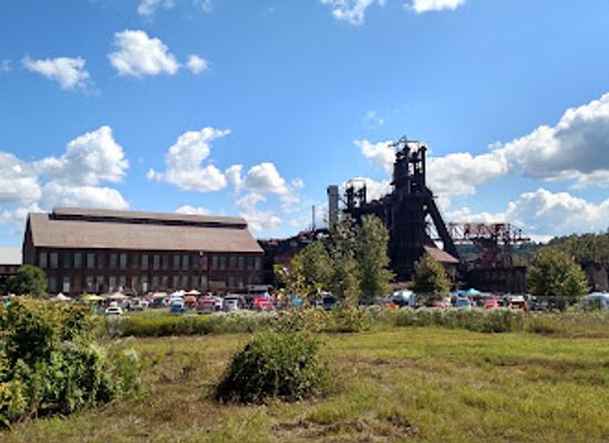 pennsylvania/laurel-highlands/landmark/rivers-of-steel-carrie-blast-furnaces-national-historic-landmark