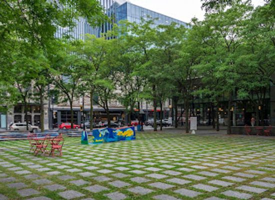 canada/montreal/landmark/paix-park