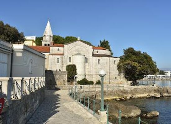 slovenia/inner-carniola/landmark/church-of-st-jacob