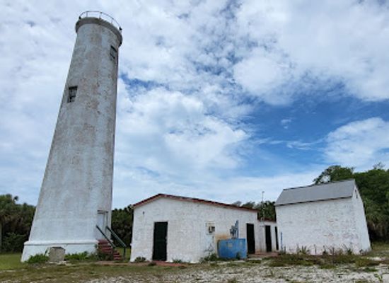 florida/nature-coast/landmark/egmont-key-lighthouse