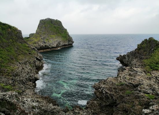 japan/okinawa/landmark/uduigama