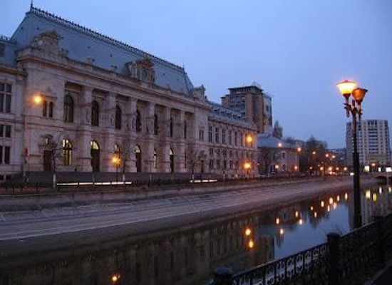 romania/bucharest/landmark/palace-of-justice-bucharest