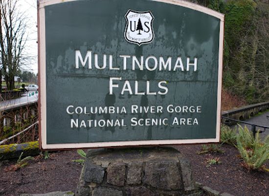 oregon/clackamas-county/landmark/multnomah-falls-recreation-area