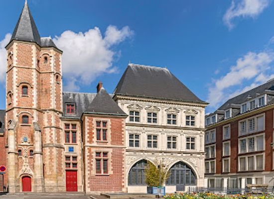 france/amiens/landmark/maison-du-sagittaire