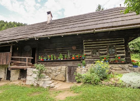 slovenia/velenje/landmark/kavcnik-homestead