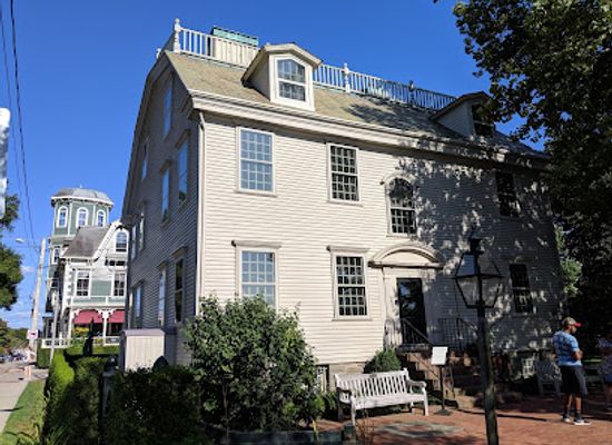 rhode-island/providence-county/landmark/hunter-house