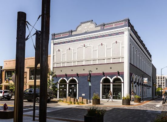 california/redding/landmark/viva-downtown-redding
