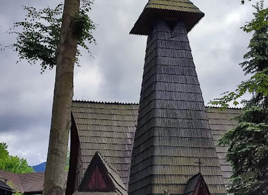 poland/zakopane/landmark/pomnik-chalubinskiego-i-sabaly