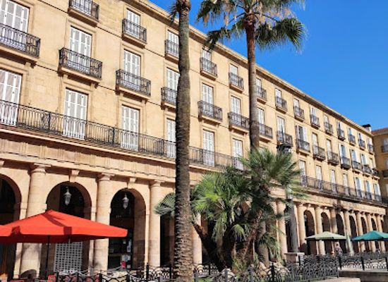 spain/basque-country/landmark/plaza-nueva
