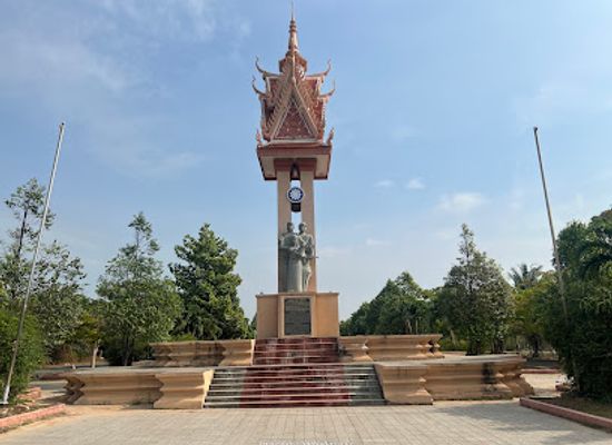 vietnam/northwest/landmark/cambodia-vietnam-monument