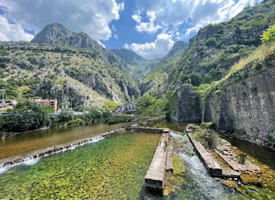 montenegro/lovcen-national-park/landmark/river-gate-north-gate
