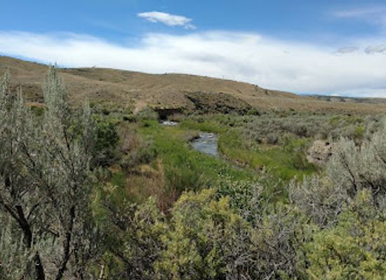 wyoming/absaroka-range/landmark/legend-rock-state-petroglyph-site
