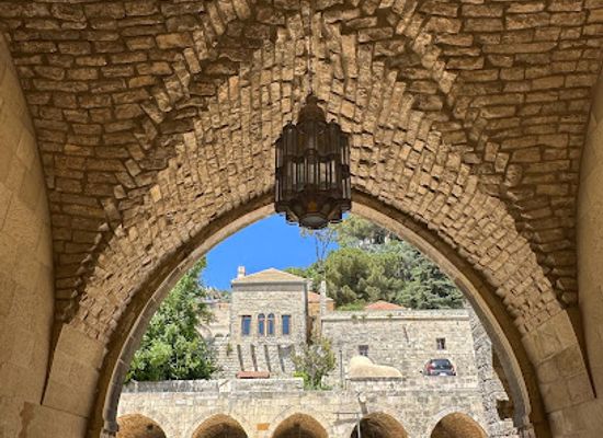 lebanon/deir-el-qamar/landmark/deir-el-qamar-location