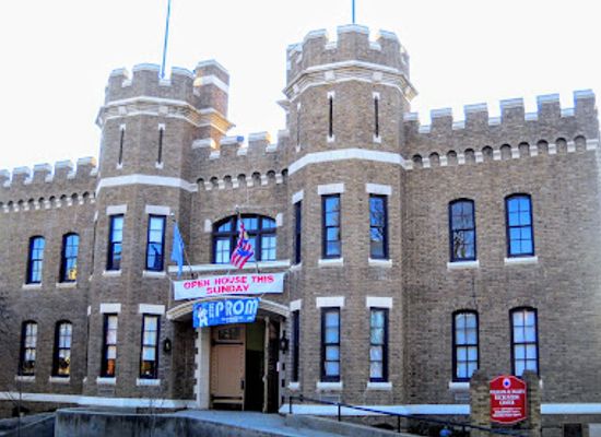 maryland/frederick/landmark/frederick-armory