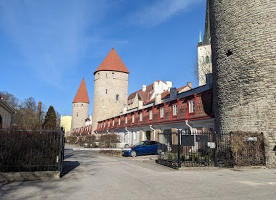 estonia/tallinn-old-town/landmark/plate-tower