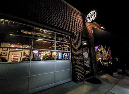 idaho/nampa/landmark/v-cut-lounge