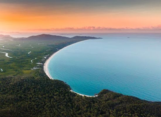 australia/hinchinbrook-island/landmark/hinchinbrook-visitor-information-centre