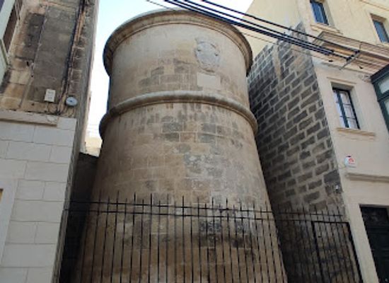 malta/tarxien/landmark/round-tower