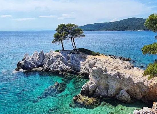greece/sporades/landmark/amarandos-cove