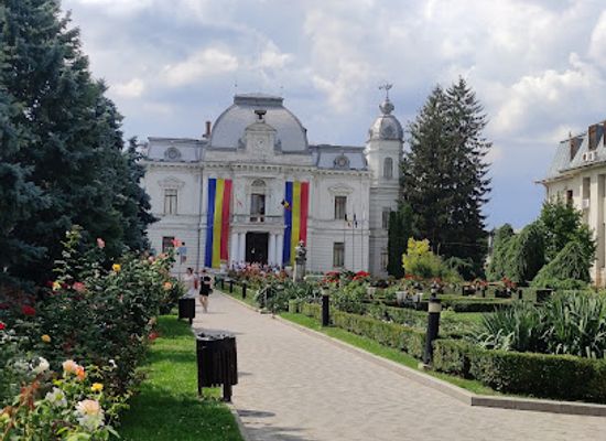 romania/dambovita/landmark/centrul-vechi