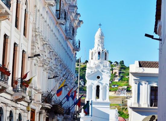 ecuador/quito/centro-historico/landmark/garcia-moreno