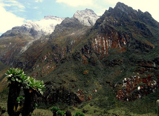 uganda/rwenzori-mountains-national-park/landmark/mount-stanley