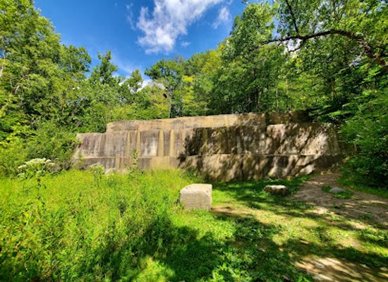 ohio/cuyahoga-valley-national-park/landmark/deep-lock-quarry-metro-park