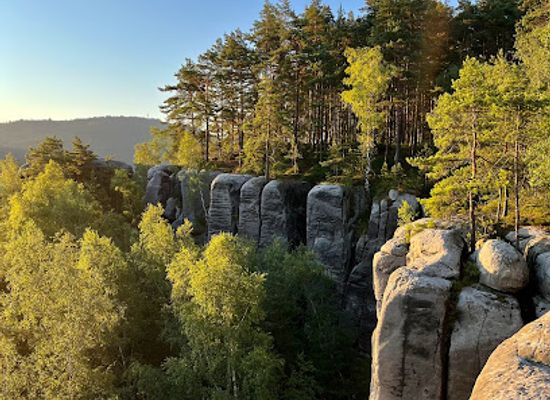 czechia/cesky-raj-bohemian-paradise/landmark/prirodni-rezervace-klokocske-skaly