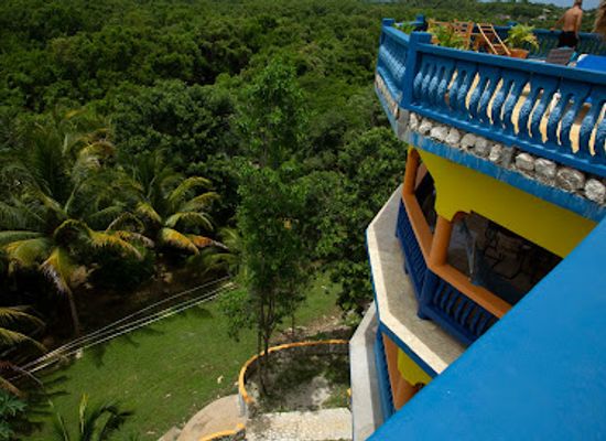 jamaica/negril-area/landmark/blue-hole-mineral-spring-jamaica