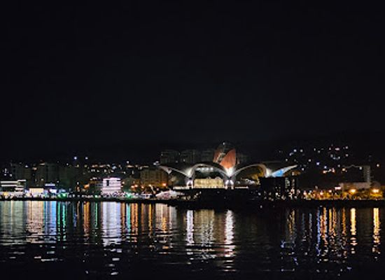 azerbaijan/baku/heydar-aliyev-center/landmark/clock-tower