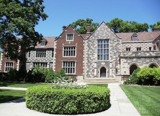iowa/eastern-iowa/landmark/salisbury-house-gardens