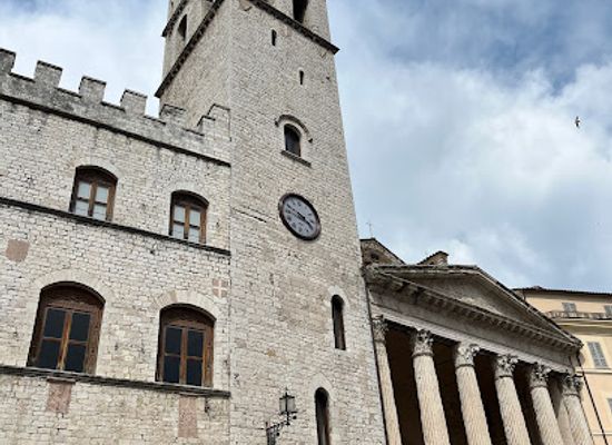 italy/assisi/landmark/torre-del-popolo
