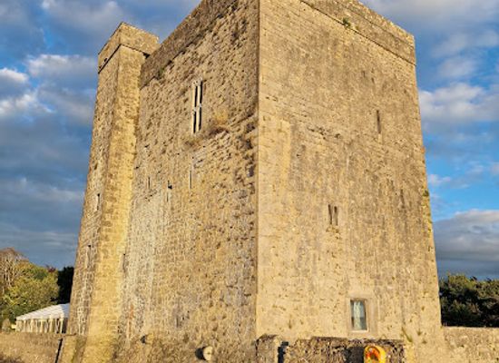 ireland/connacht/landmark/oranmore-castle