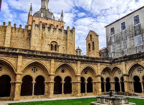 portugal/coimbra/alta-de-coimbra/landmark/se-velha-coimbra