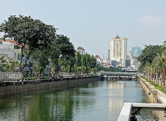 indonesia/jakarta/landmark/jembatan-kota-intan