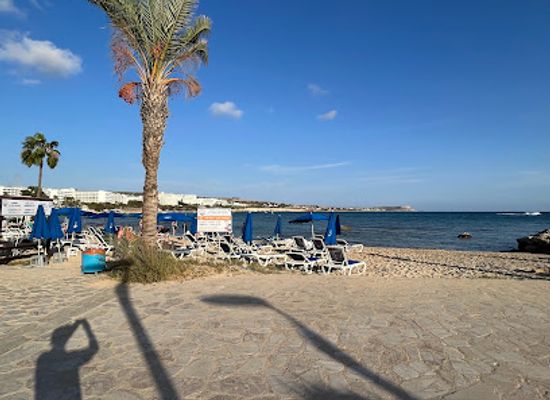 cyprus/makronissos-peninsula/landmark/the-mermaid-statue