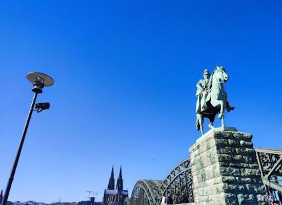 germany/dusseldorf/landmark/equestrian-statue-of-kaiser-wilhelm-i
