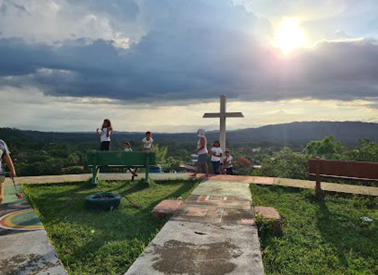 honduras/santa-barbara-region/landmark/loma-de-la-cruz