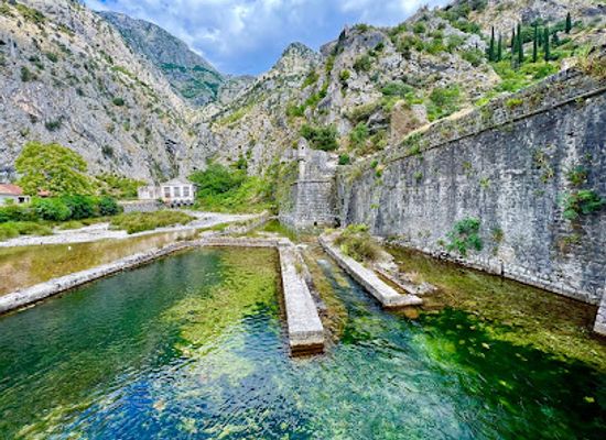 montenegro/bay-of-kotor/landmark/river-gate-north-gate