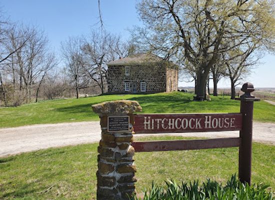 iowa/loess-hills/landmark/hitchcock-house