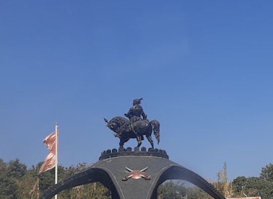 india/maharashtra/landmark/chatrapati-shivaji-maharaj-statue