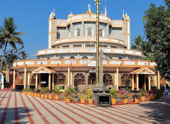 india/trivandrum/landmark/st-mary-s-malankara-syriac-catholic-major-archieparchial-cathedral-pattom