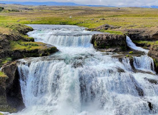 iceland/hengifoss-waterfall/landmark/reykjafoss