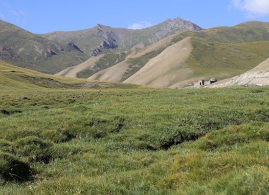 kyrgyzstan/arslanbob-walnut-forest/landmark/tash-rabat