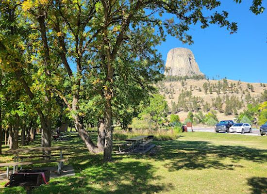wyoming/devils-tower-national-monument/landmark/devils-tower-picnic-area