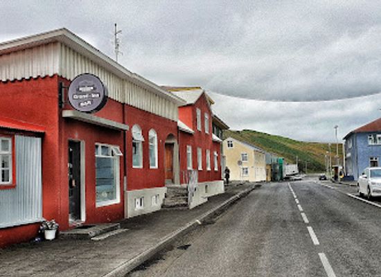 iceland/saudarkrokur/landmark/grand-inn-bar-and-bed